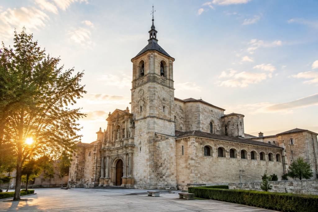 Basílica de armentia: historia, arquitectura y cómo visitarla en Vitoria-Gasteiz
