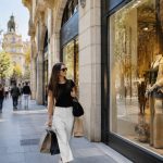 Best shopping in Barcelona Spain: guía de compras y tiendas imprescindibles